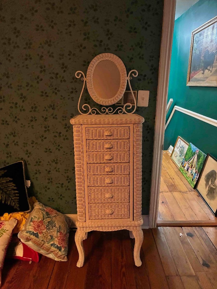 Capital Hill Estate Sale - EVERYTHING must go! photo 6