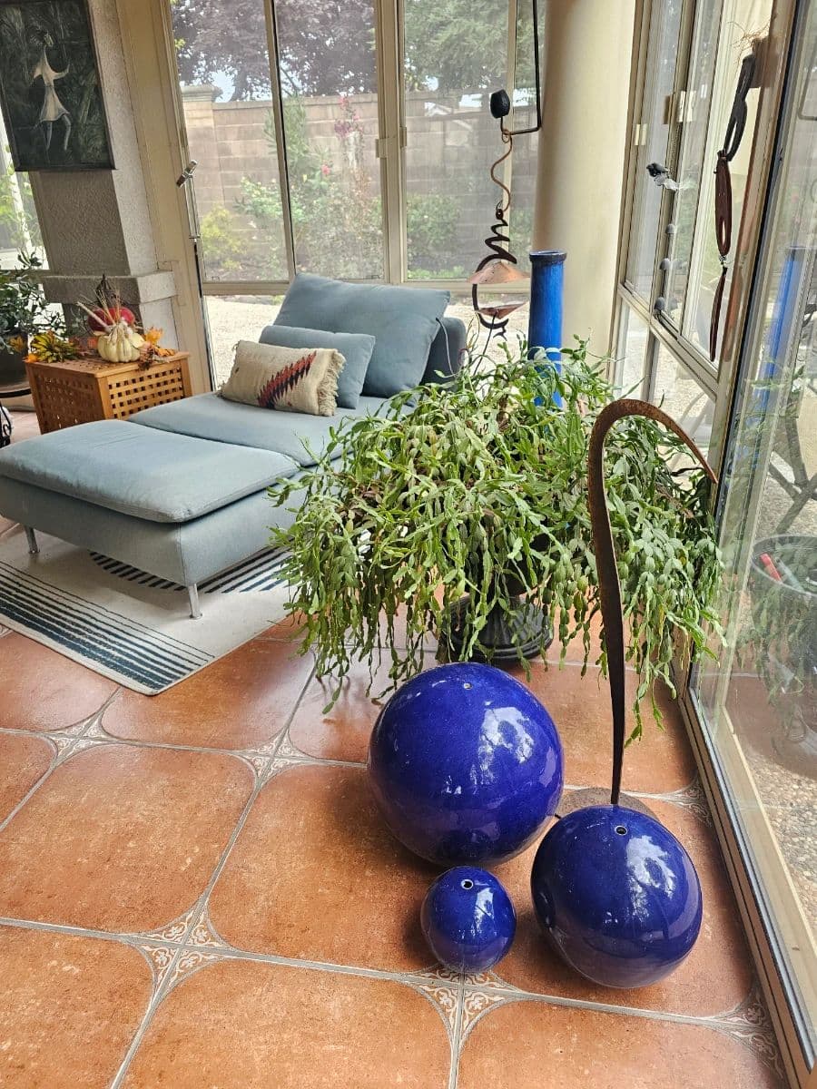 Kitchen, Garden & Gallery Estate Sale - Lincoln photo 3