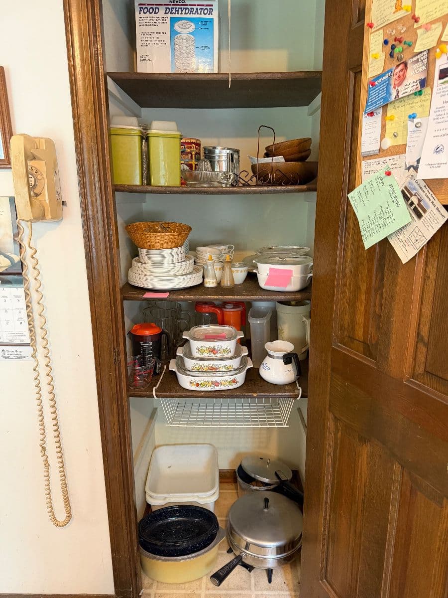 Anna Williams Downsizing Sale photo 10