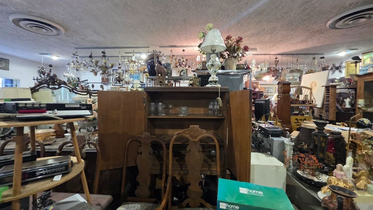 MASSIVE LIVE LIQUIDATION SALE — CASH & CARRY — EVERYTHING MUST GO! photo 9