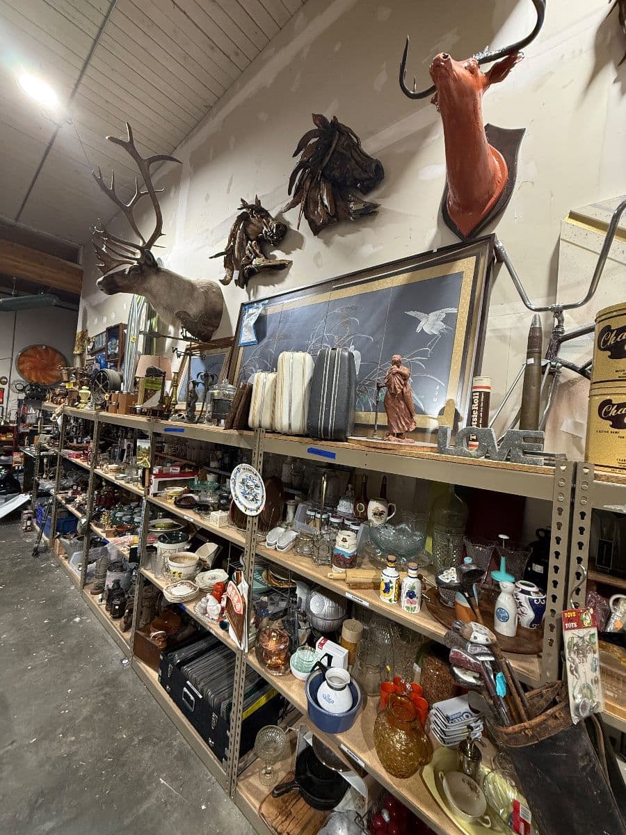 MAGNOLIA VINTAGE WAREHOUSE SALE 50% OFF ALL YELLOW TAGS photo 9