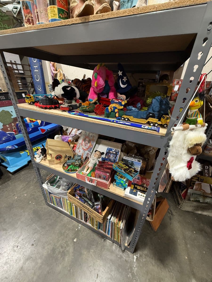 MAGNOLIA VINTAGE WAREHOUSE SALE 50% OFF ALL YELLOW TAGS photo 11