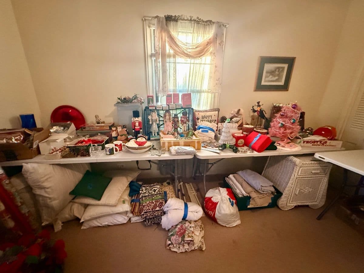 Garoni Living Estate Sale photo 9