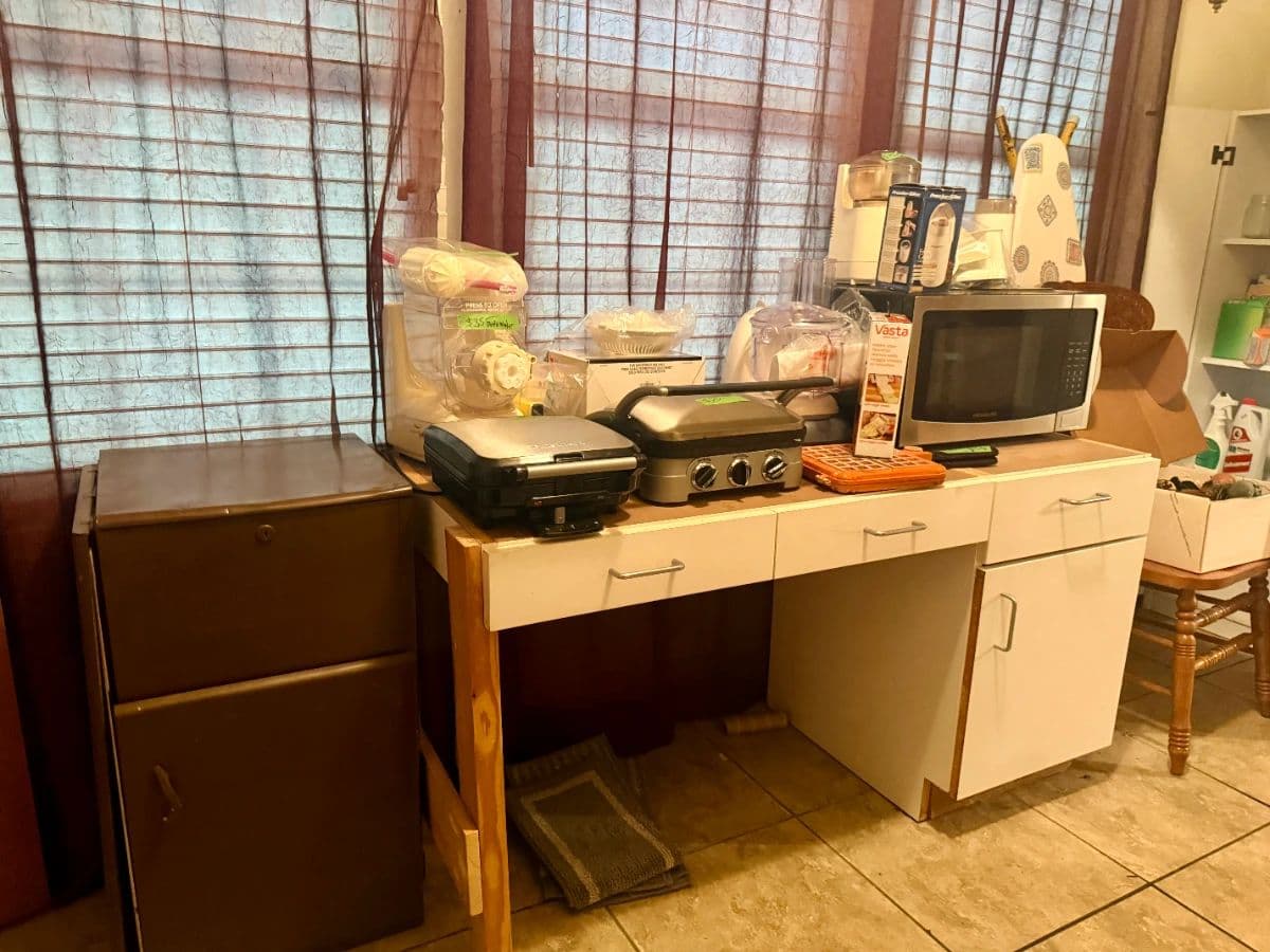 Garoni Living Estate Sale photo 8