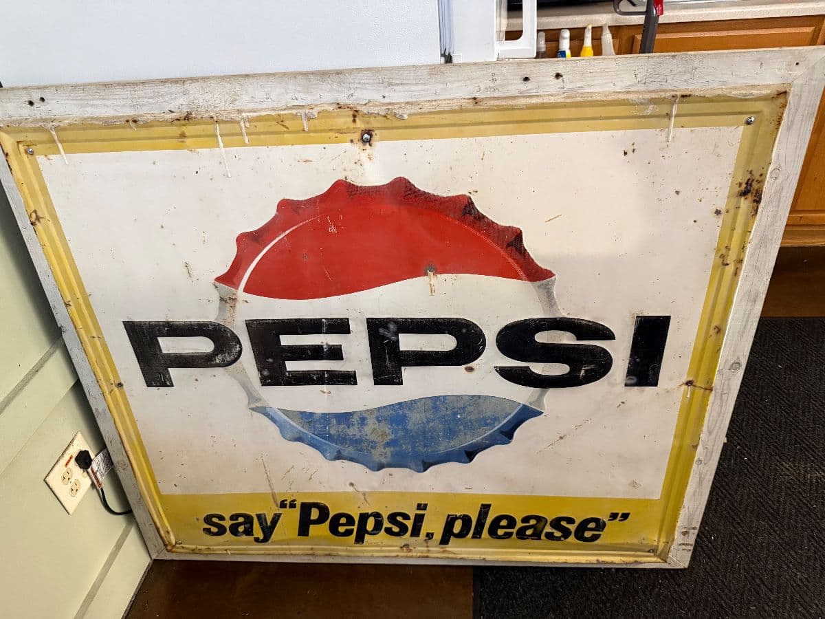 Warehouse Sale. Much Vintage and much more. photo 11