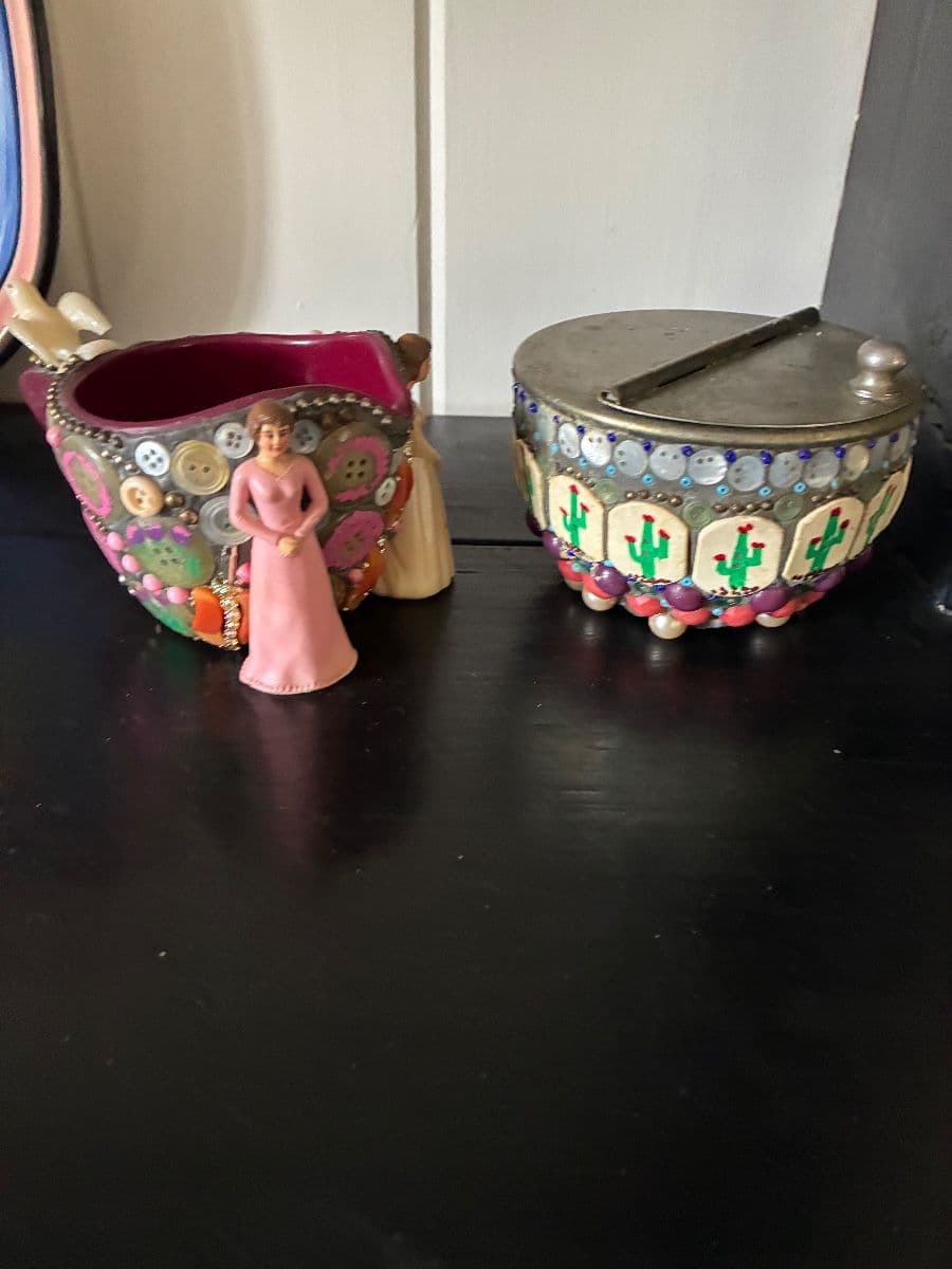 Partial Contents of Mid Century Home photo 10