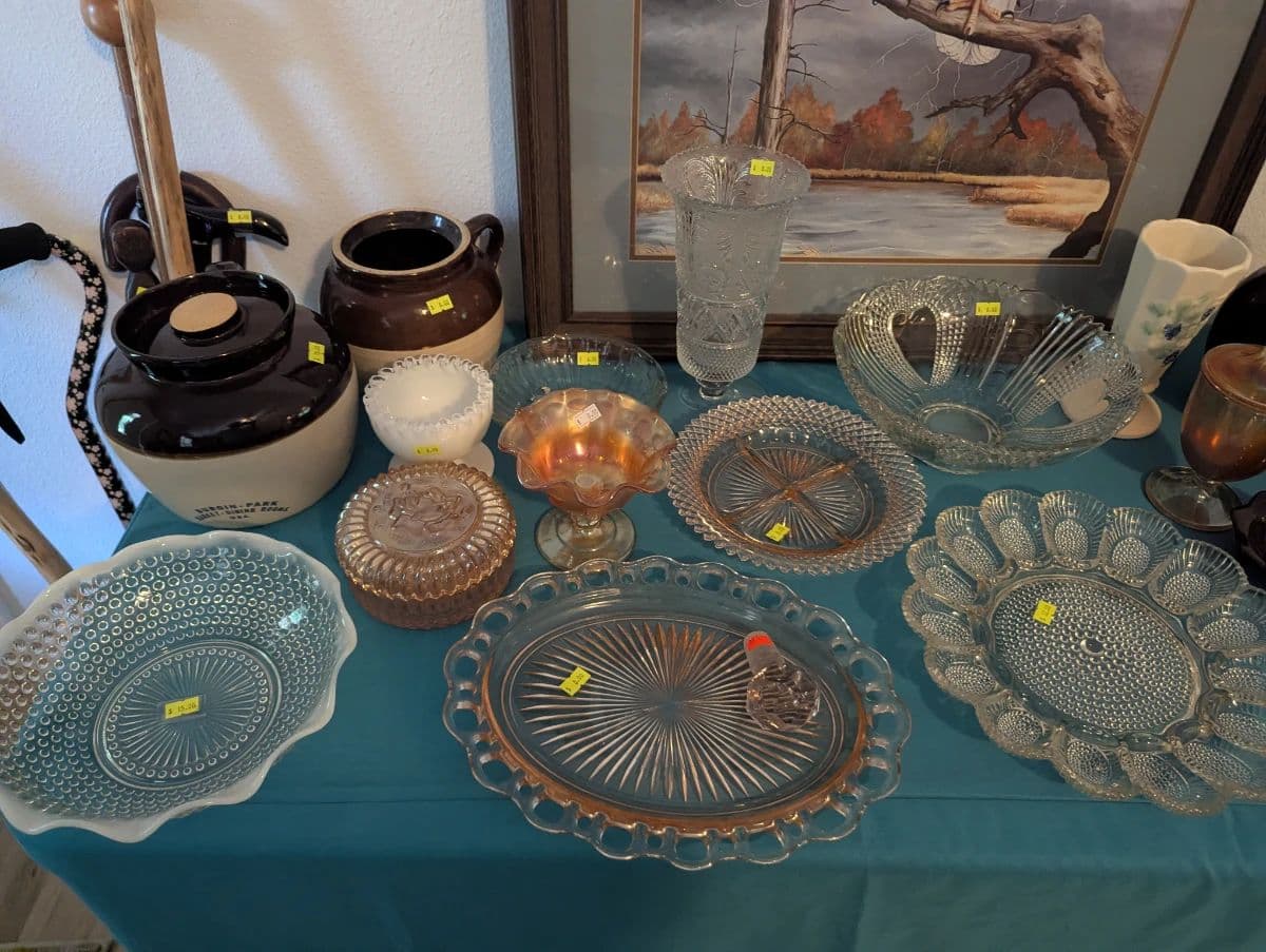 Estate Sale! Farmhouse Furniture, Vintage Xmas, Quilting, Collectibles, Kitchen, Yard Decor & More! photo 7