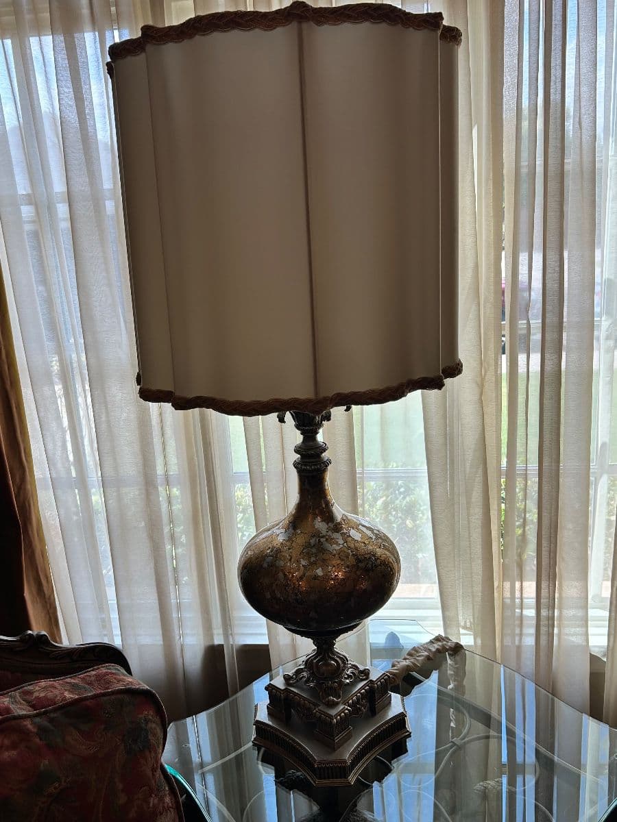 Estate Sale in Lakeridge South photo 12