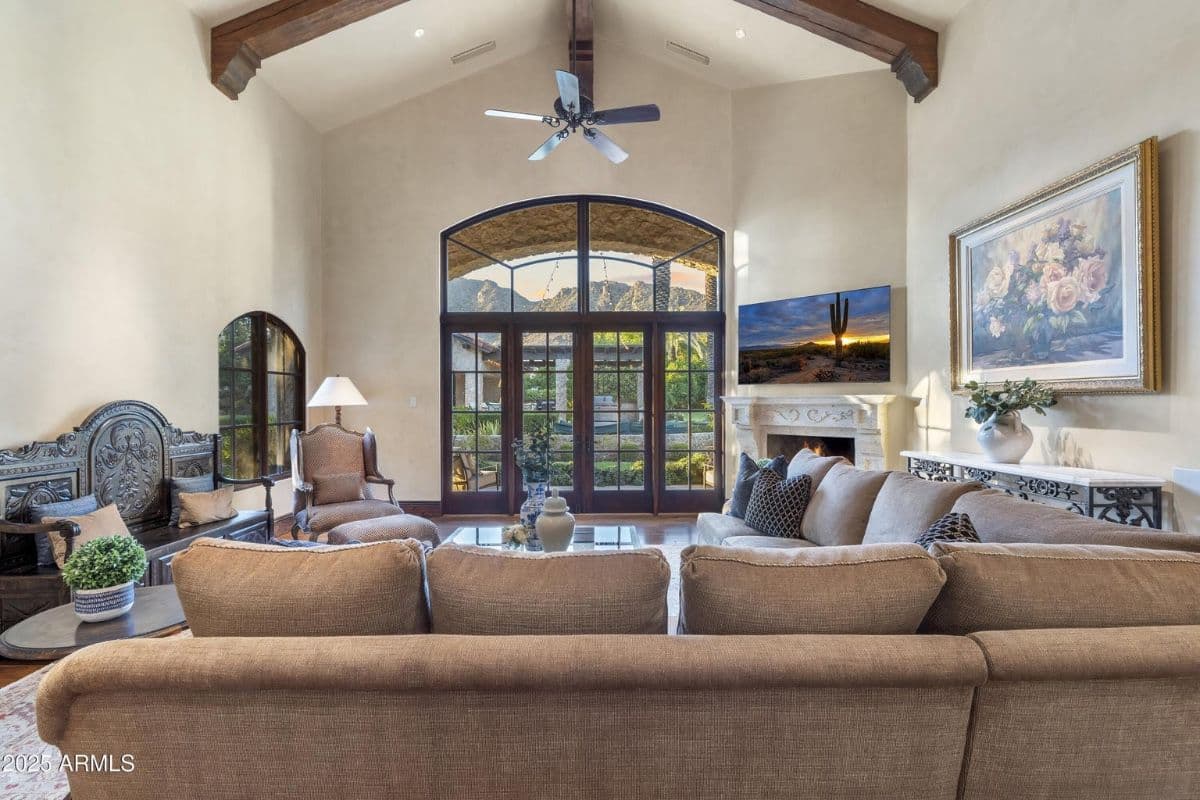 ARCADIA $11.55M ESTATE | 9,913 SQ FT | FURNITURE, ART, LIGHTING & MORE photo 5