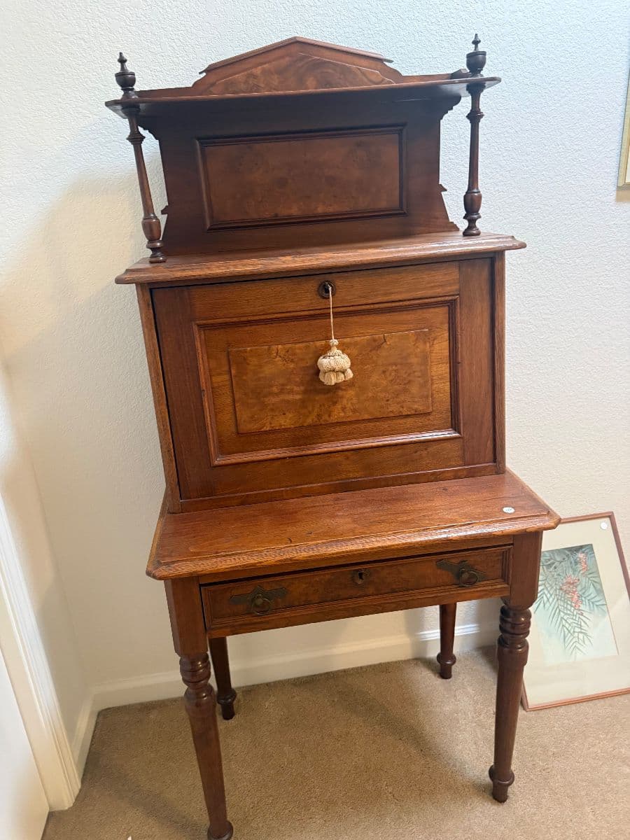 Elegant Woodland Sale photo 12