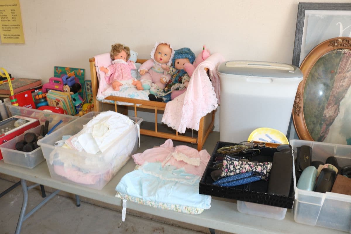 Fabulous LakeRidge Estate Sale photo 4