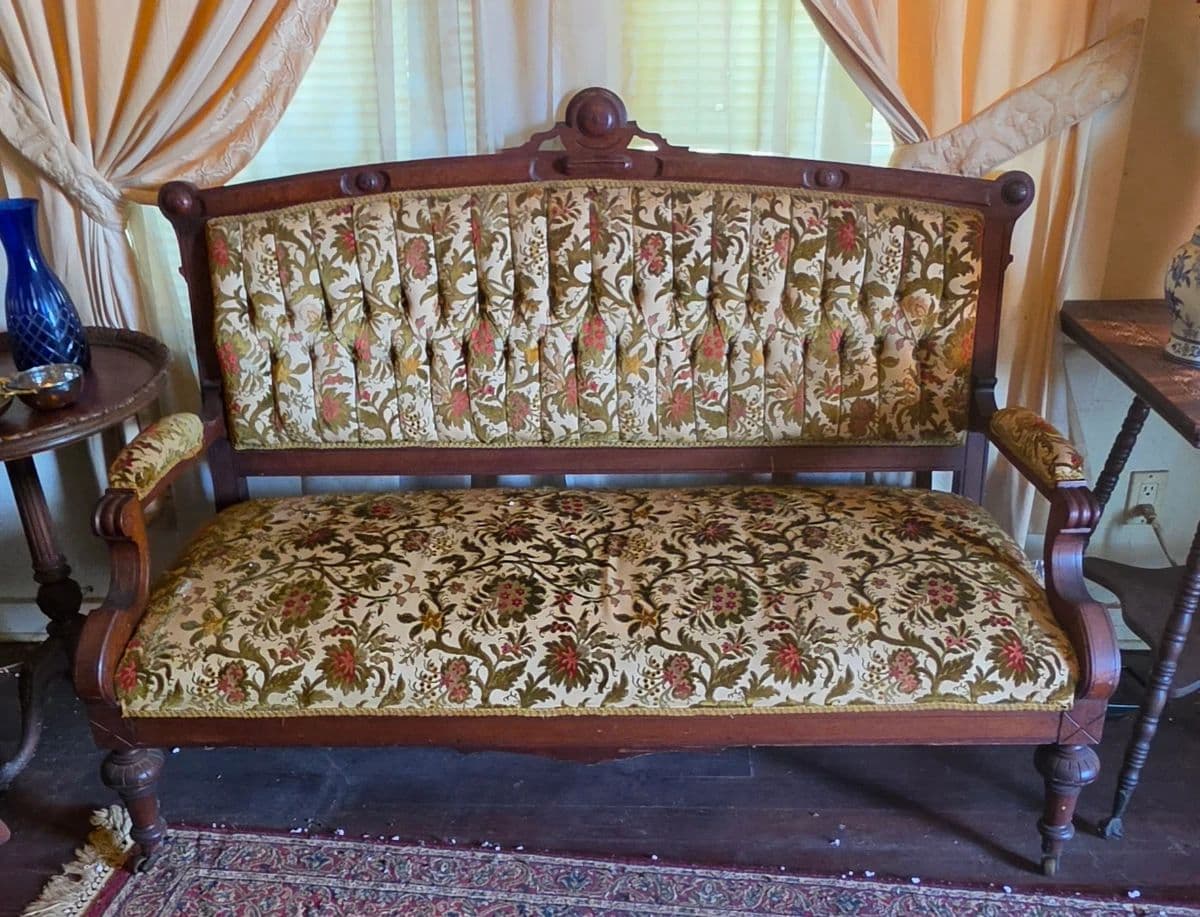 ESTATE SALE - ANTIQUES GALORIE photo 1