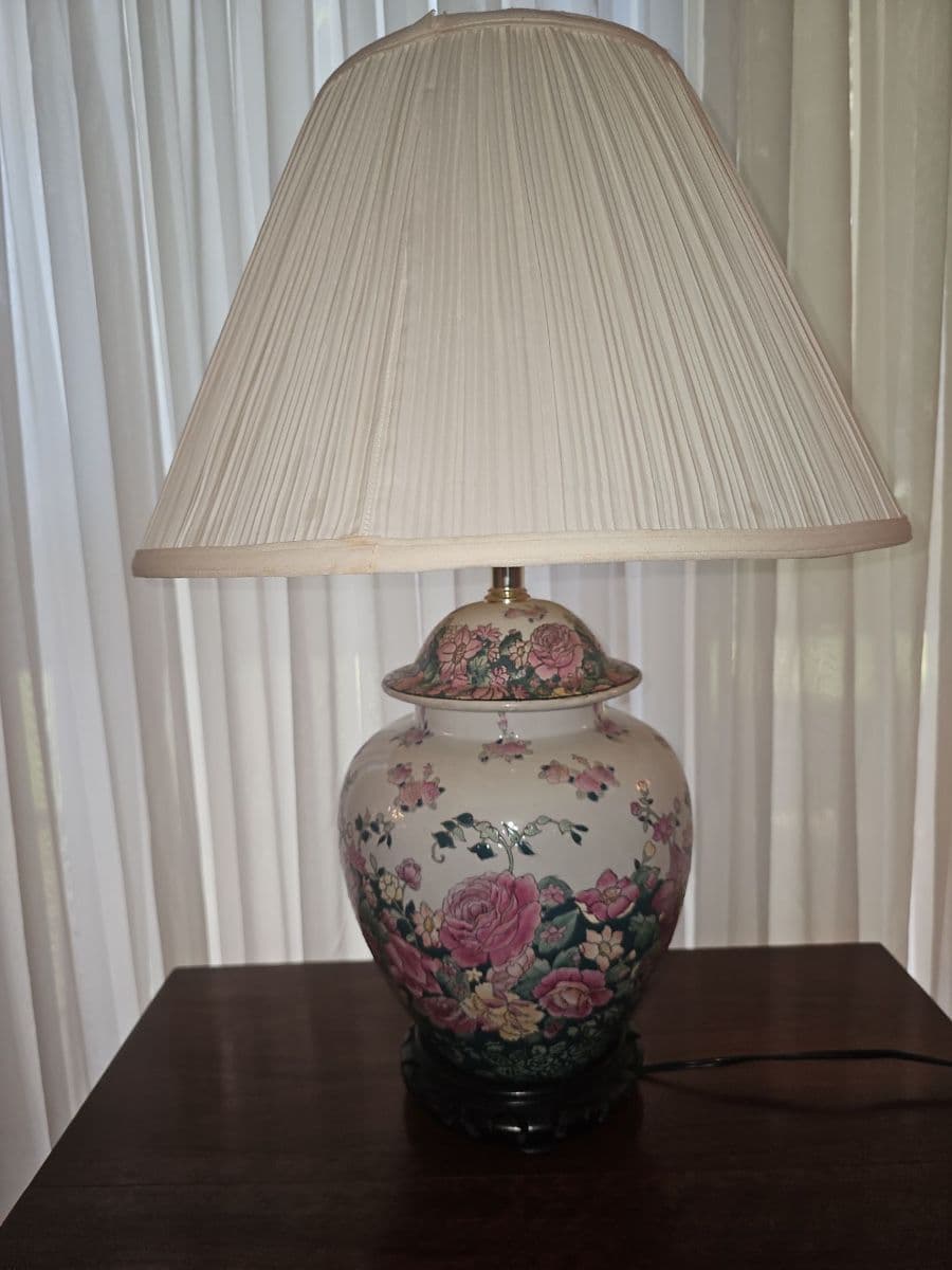 Happy Harvill Estate Sale photo 4