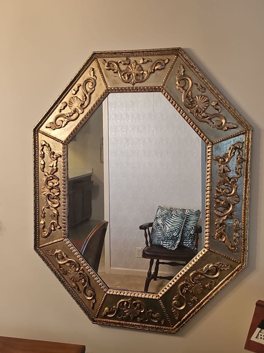 Happy Harvill Estate Sale photo 3