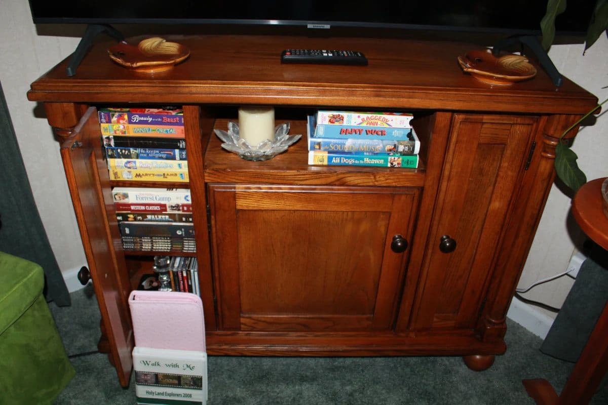 Going down Nostalgia lane at a cool, vibrant and fun Johnson City home photo 7