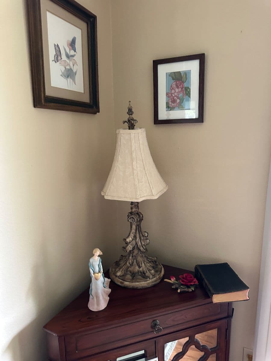 Estate sale in Lakeway photo 2