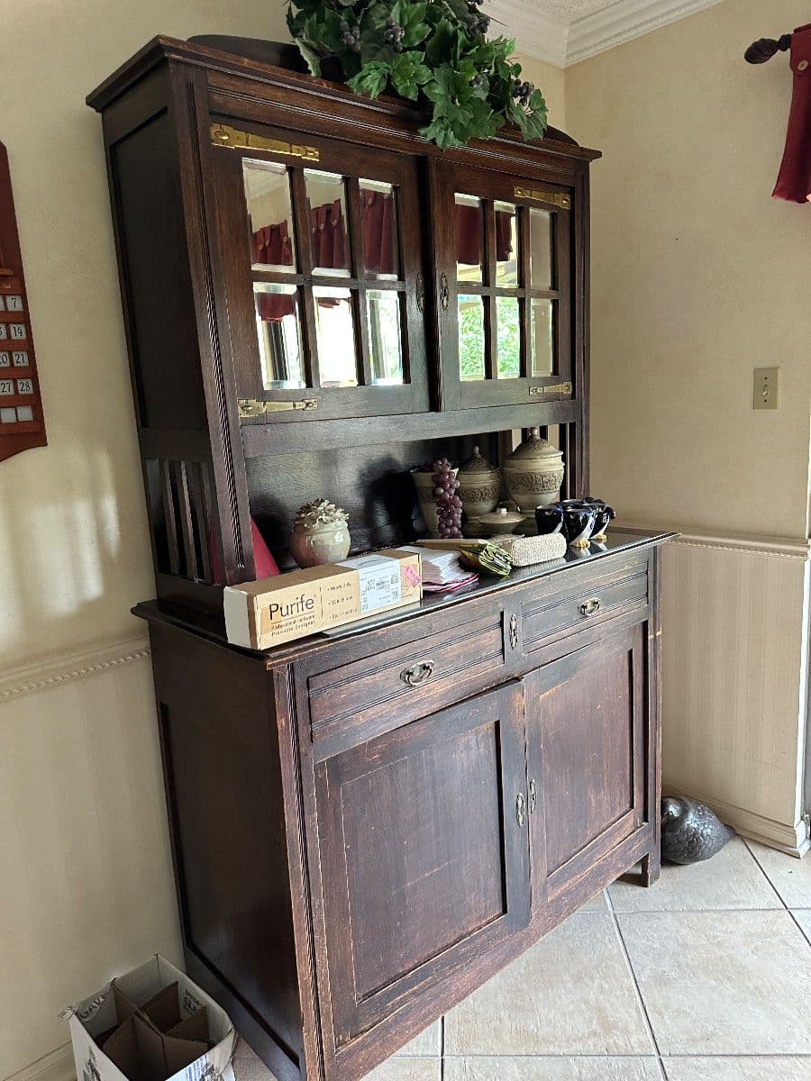 Estate sale in Lakeway photo 7