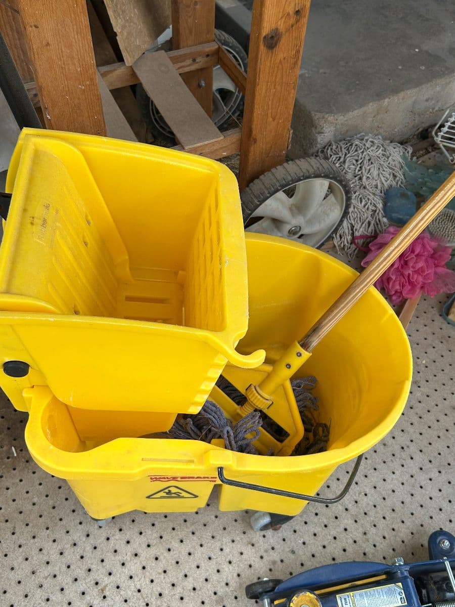 Aunt Sally’s Estate Sale photo 3