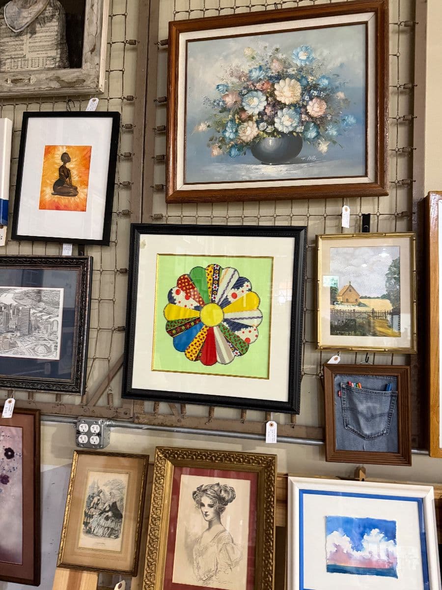 MCM and Retro Goods Galore! Vintage Housewares & Barware! Fabulous Original Art photo 8