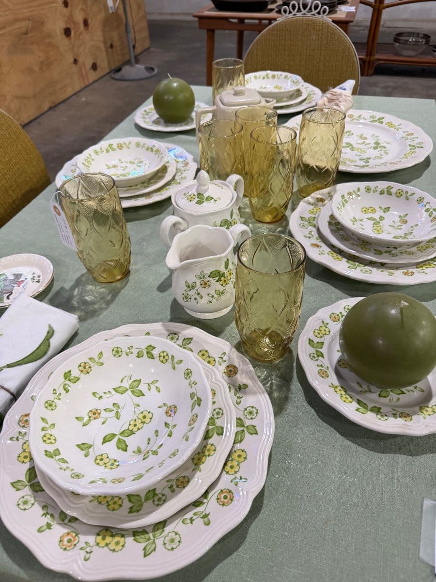 MCM and Retro Goods Galore! Vintage Housewares & Barware! Fabulous Original Art photo 1