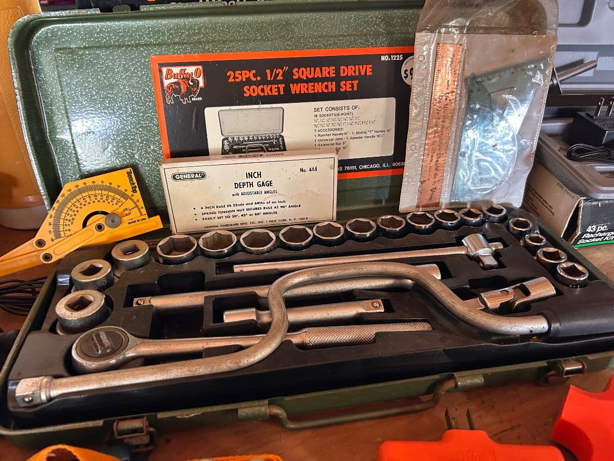 Trains, Tools, Clock Works and More!!! photo 5
