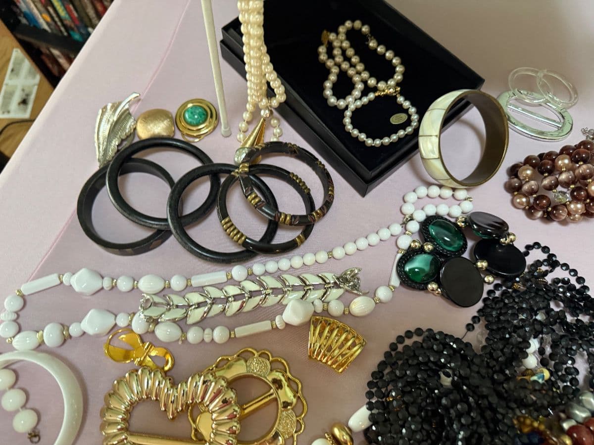 Pier Point One Day Sale photo 6