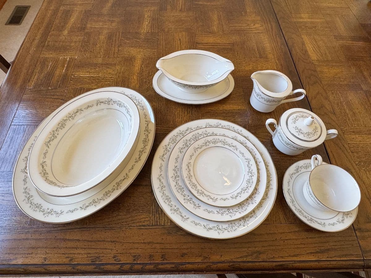 Laporte Estate Sale Featuring Beautiful Antique Furniture, Vintage Glassware, Tools & More photo 9