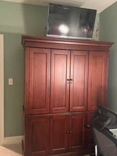 Comfortable Surroundings. Estate Sale Hosted by AAA Organizing and Estate Sales LLC photo 12