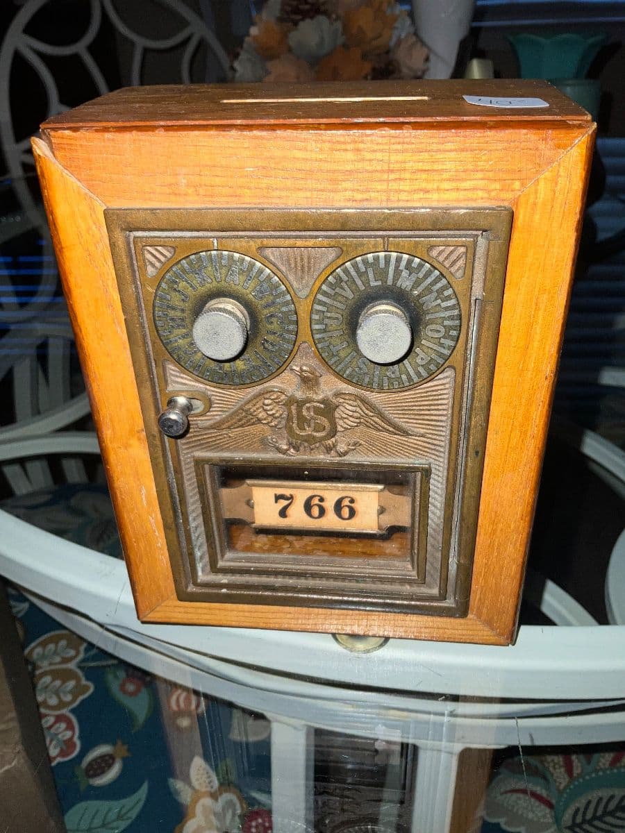 Blue Star Estate Sales photo 2