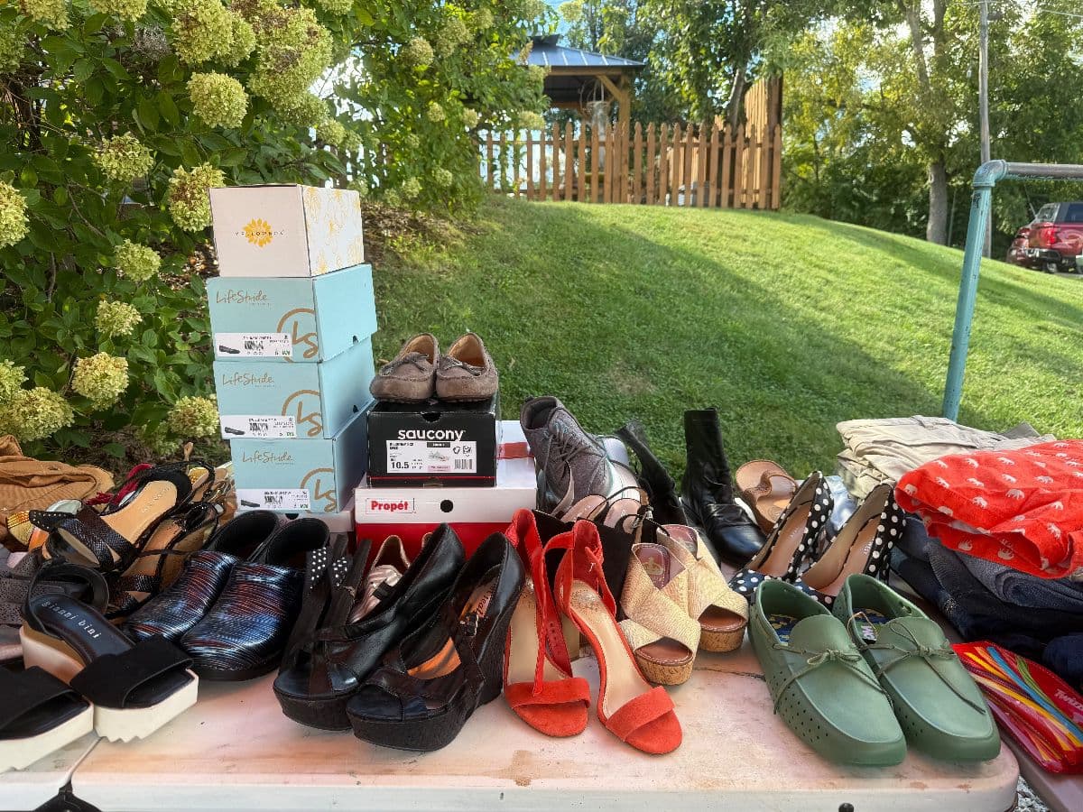 Great Annual Riverside Garage Sale photo 7