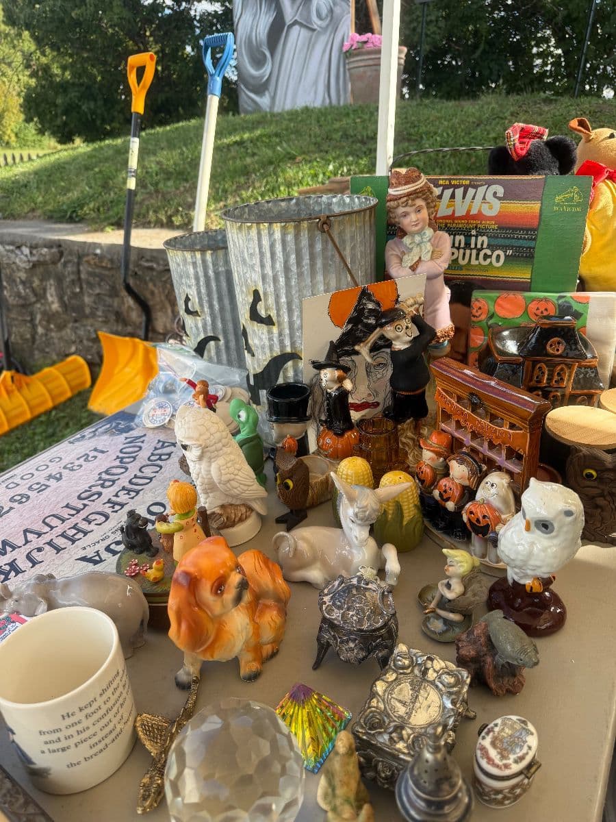 Great Annual Riverside Garage Sale photo 12
