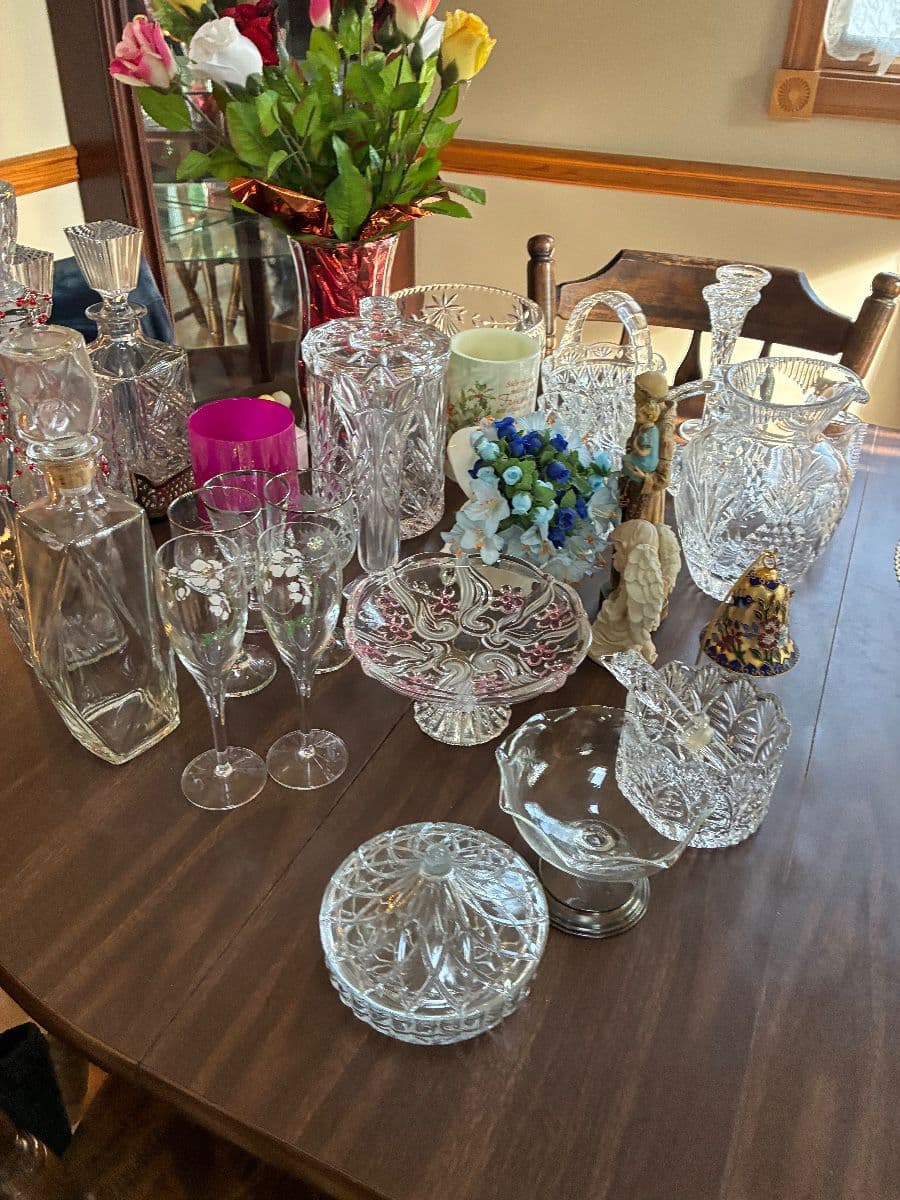 Boom on Broadway-Early Bird Estate Sales photo 10