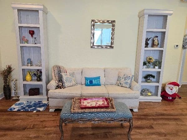 Renee's Estate Sales photo 2
