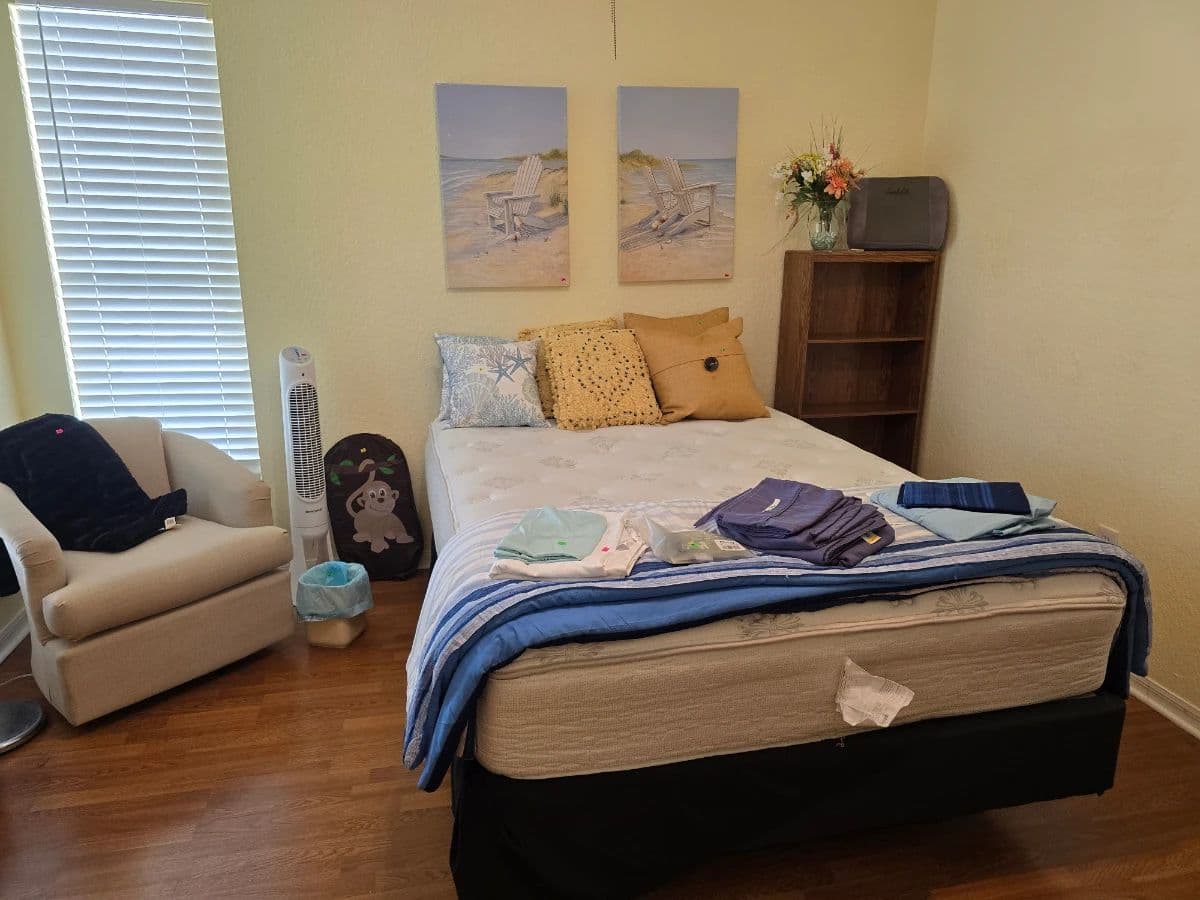 Renee's Estate Sales photo 12