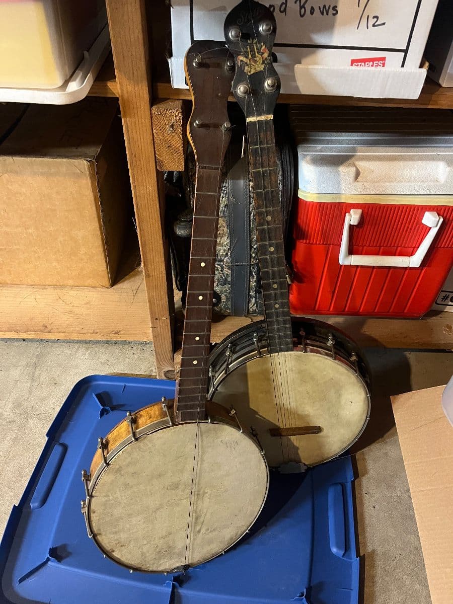 Estate Sale Fredonia, NY~Vintage Clothing, Garden, Holiday, Basement Contents! photo 4