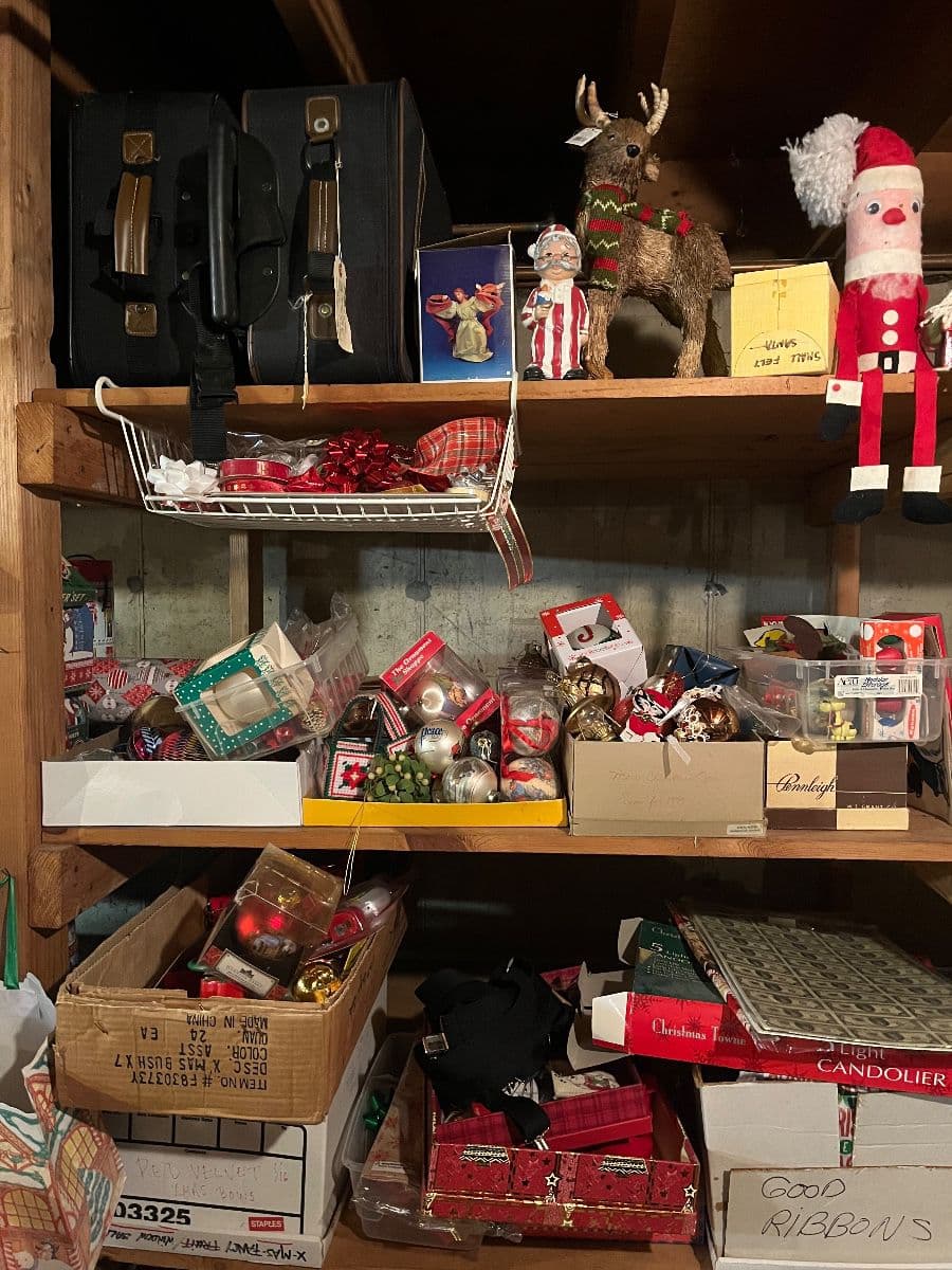 Estate Sale Fredonia, NY~Vintage Clothing, Garden, Holiday, Basement Contents! photo 10