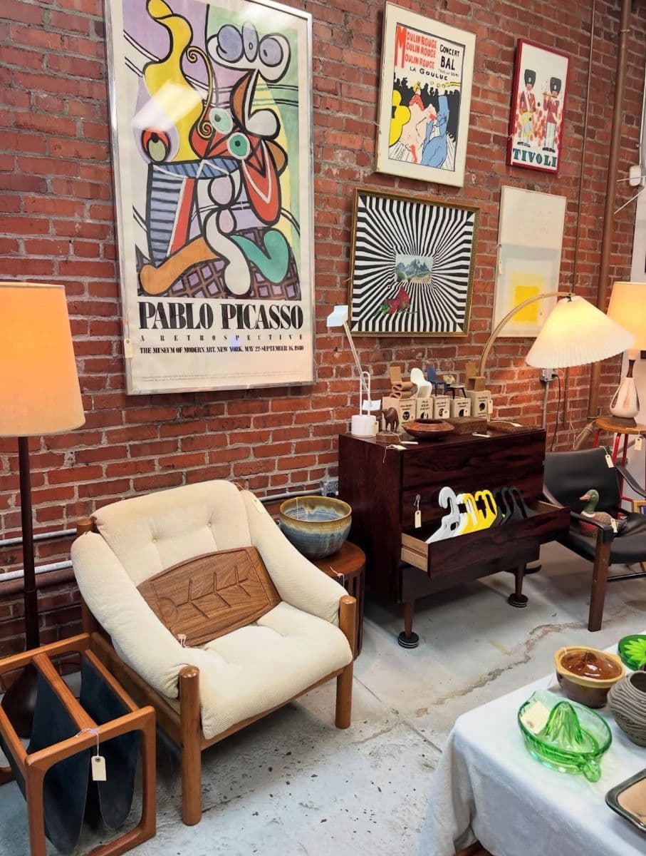 October Vintage Design Market photo 11