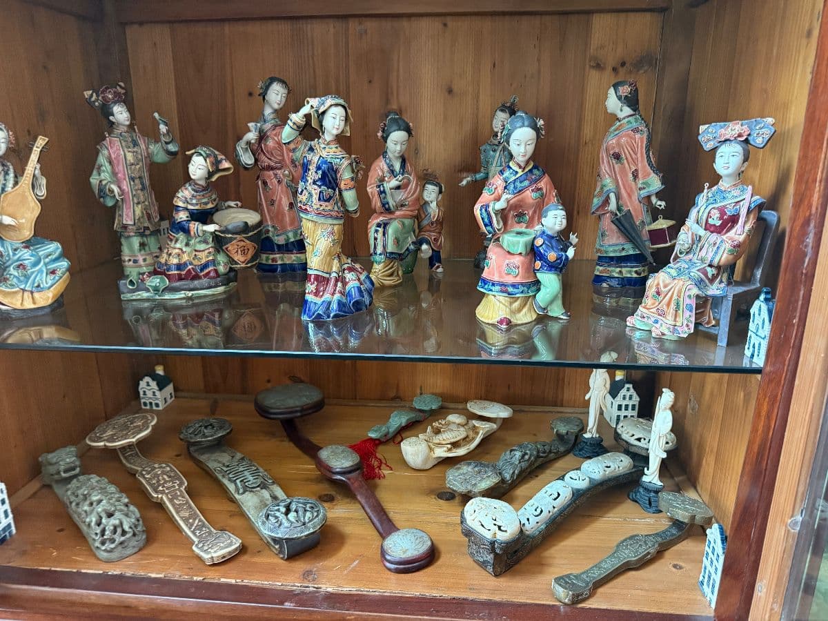 Huge Franklin Sale photo 6