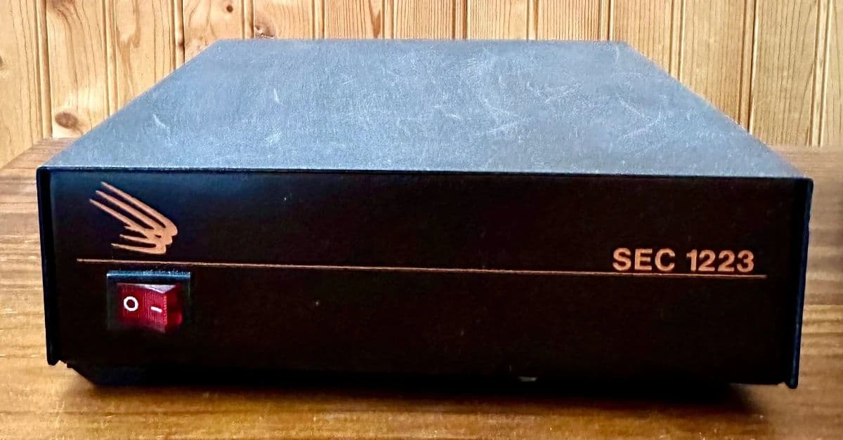 Frank Howell, Spanish Furniture, Bose Systems, Vintage Pfaff Creative 1473 CD sewing machine Part 2 photo 6