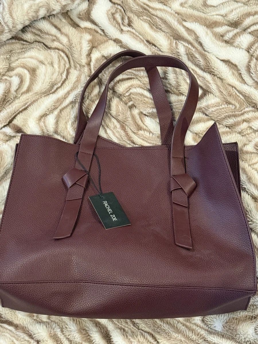 The Ultimate Ladies’ Estate Sale – Clothing, Purses, Jewelry, Décor, Kitchen Items, & More photo 4