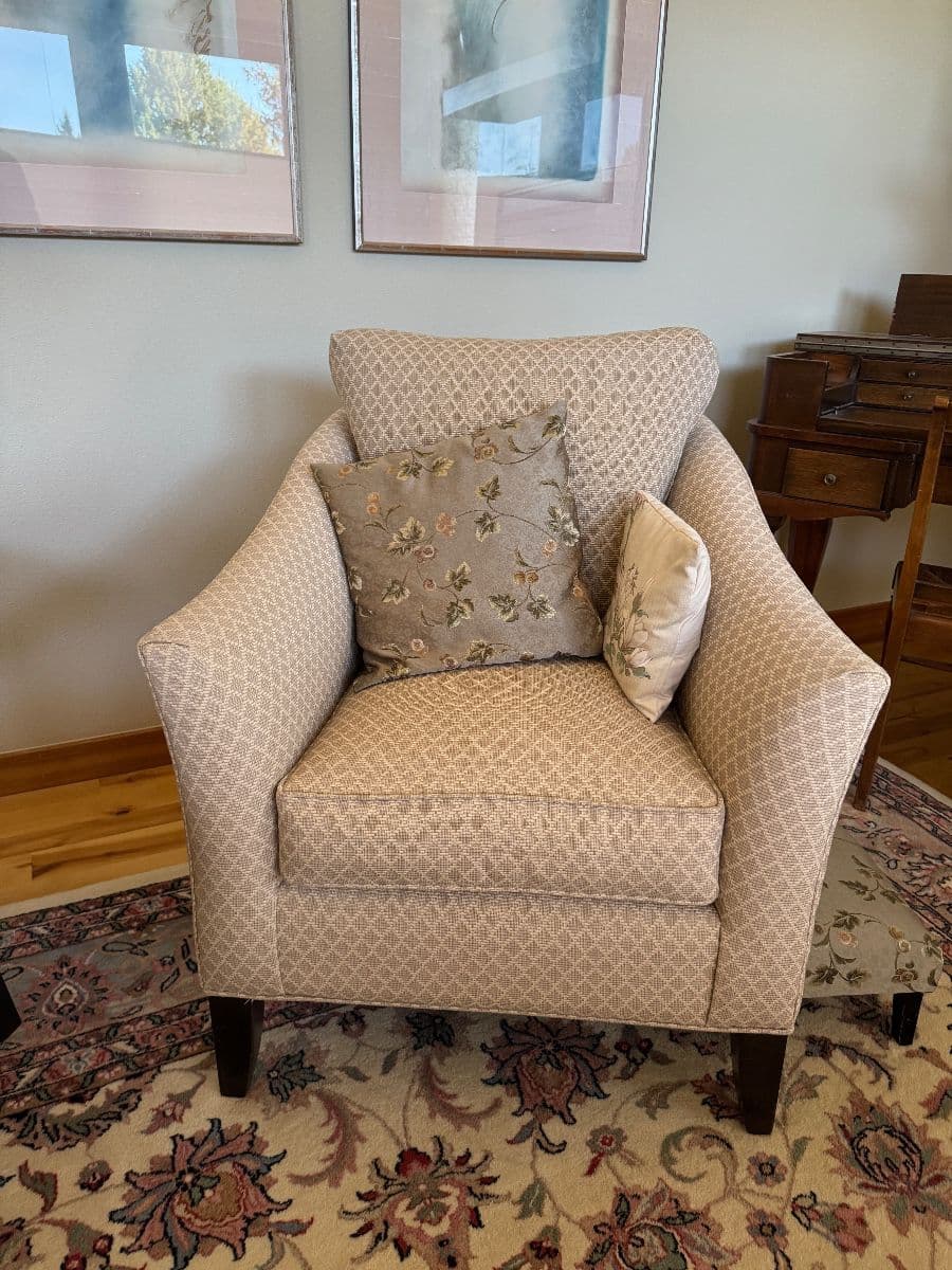 Estate Sale in Sisters Area photo 11