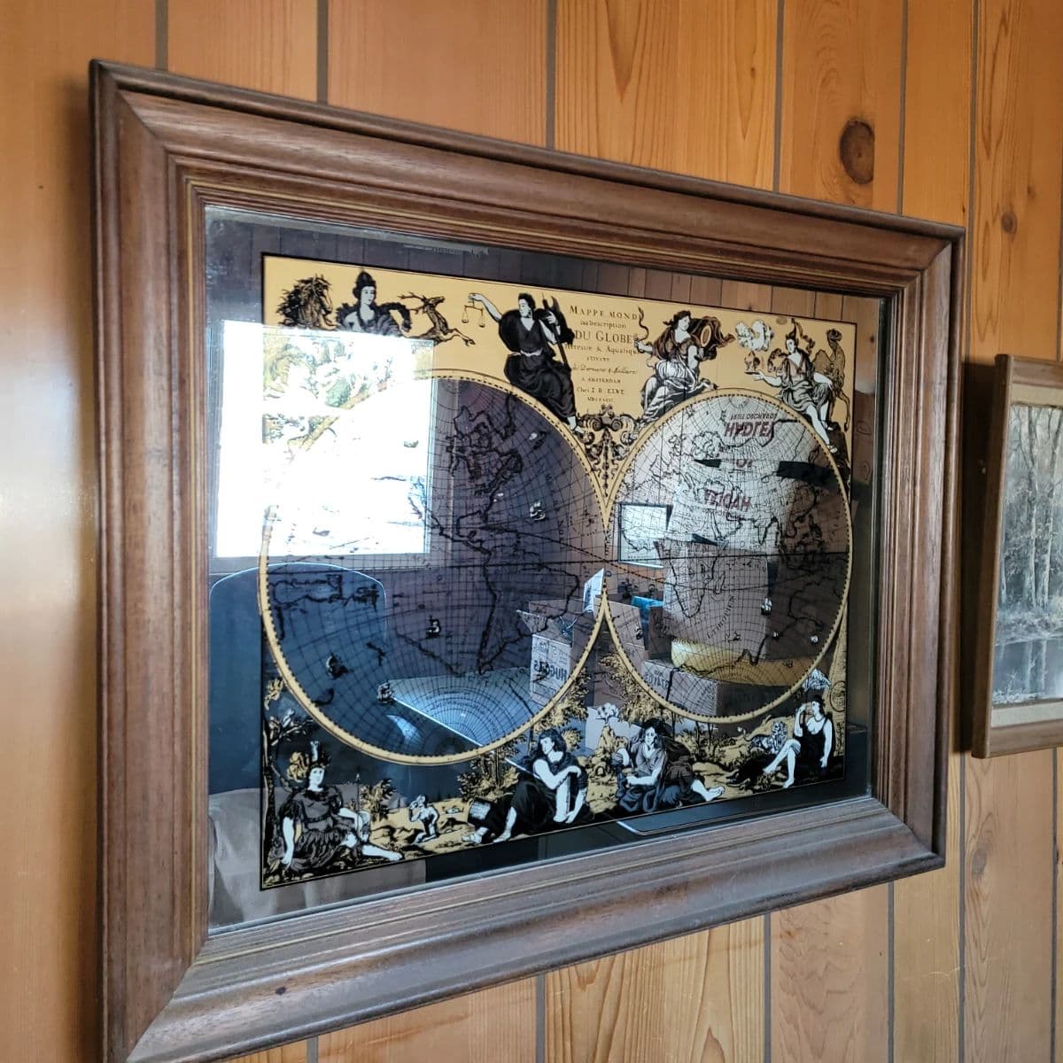 A Vintage Walk-Time Capsule in Ontario photo 3