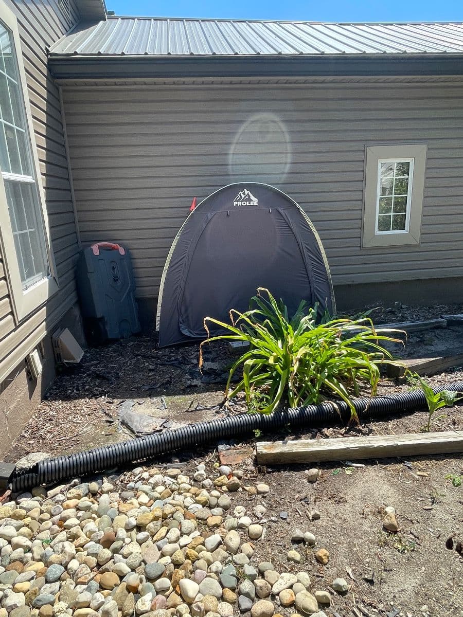 Estatesale downsizing in Sharpsburg lake house photo 4