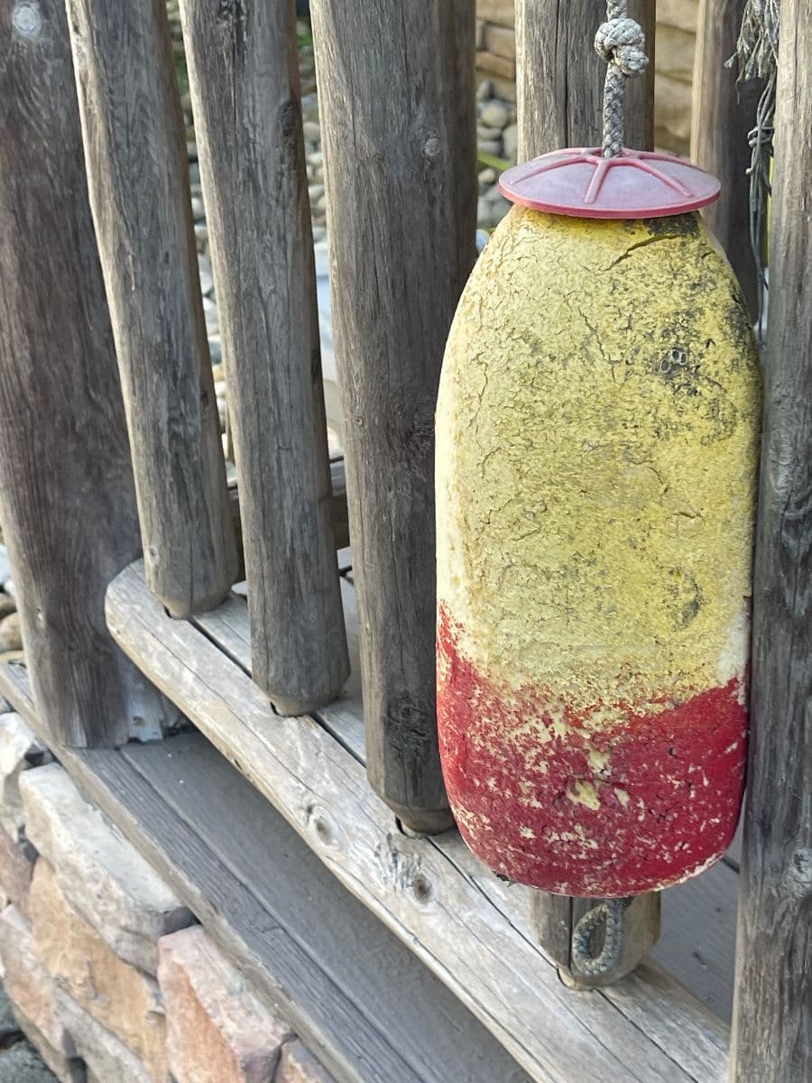 Estatesale downsizing in Sharpsburg lake house photo 3
