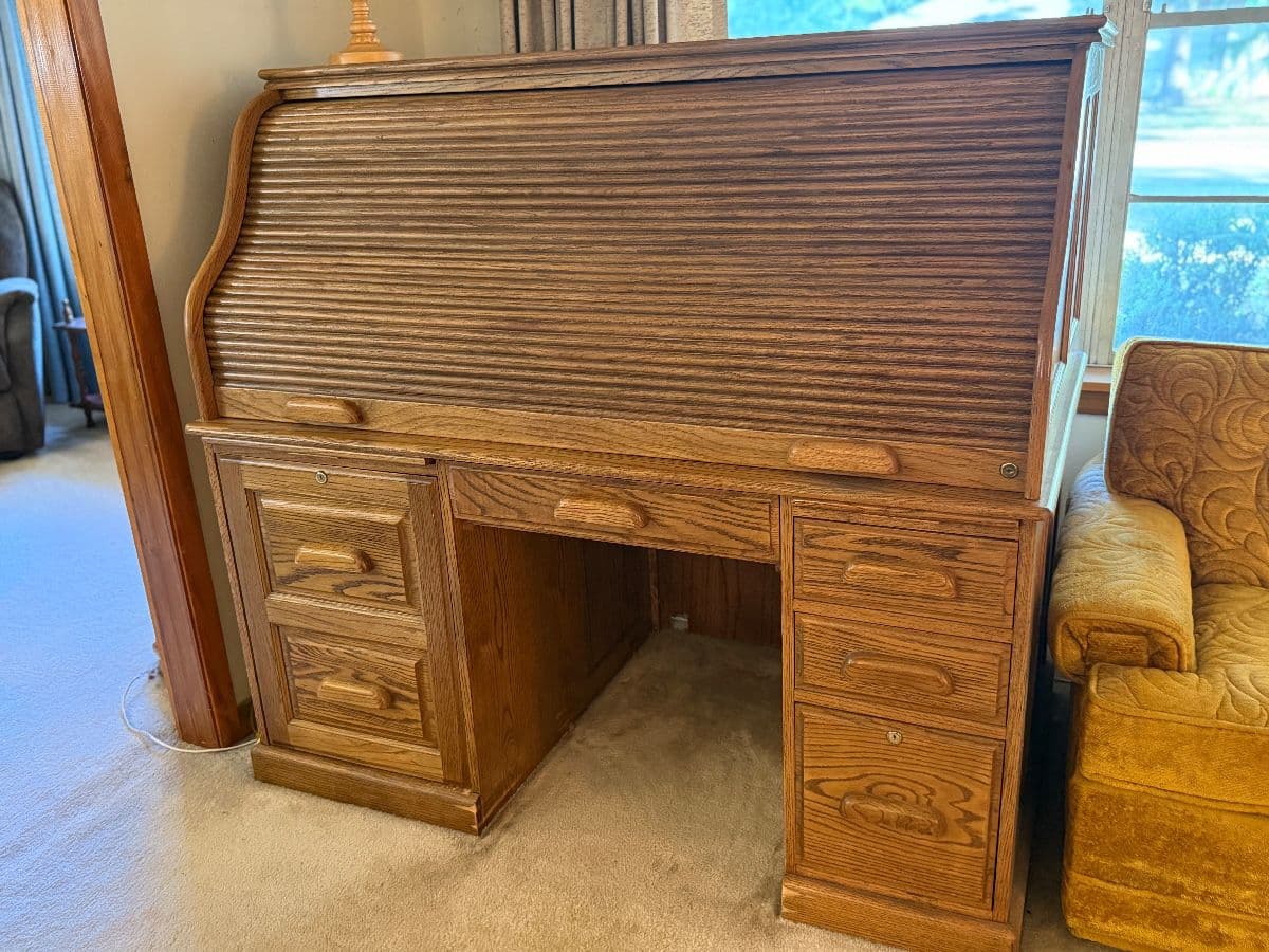 OAK FOREST Estate Sale photo 12