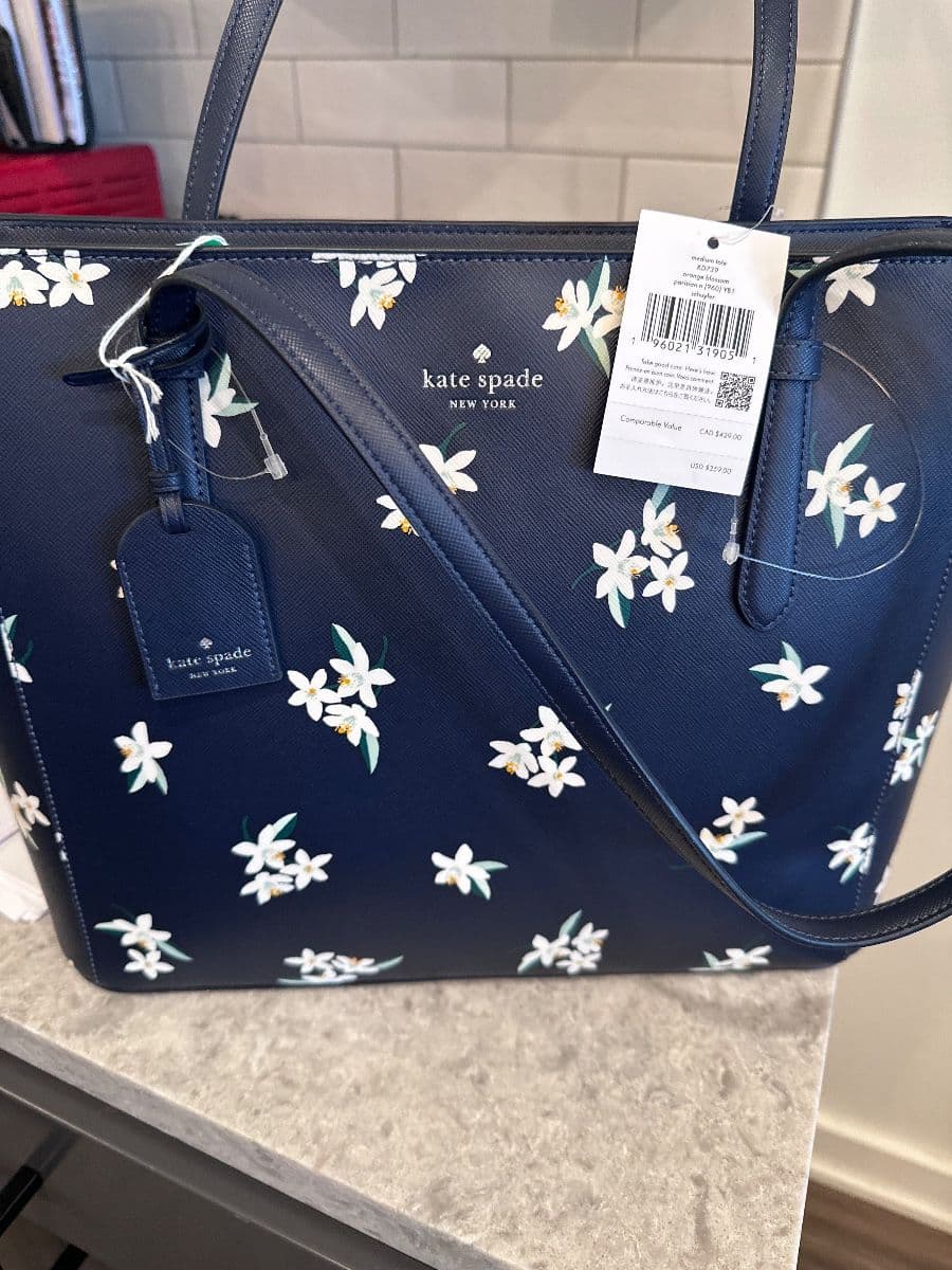 We've Got Holiday Shopping in the Bag! photo 2