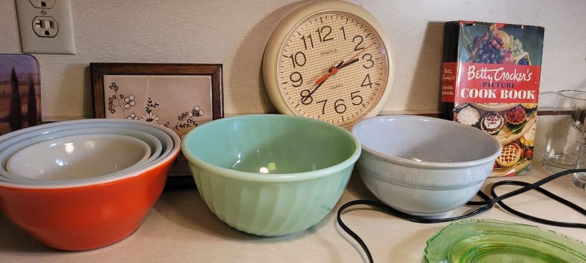 SAINT ANTHONY VILLAGE ESTATE SALE photo 11