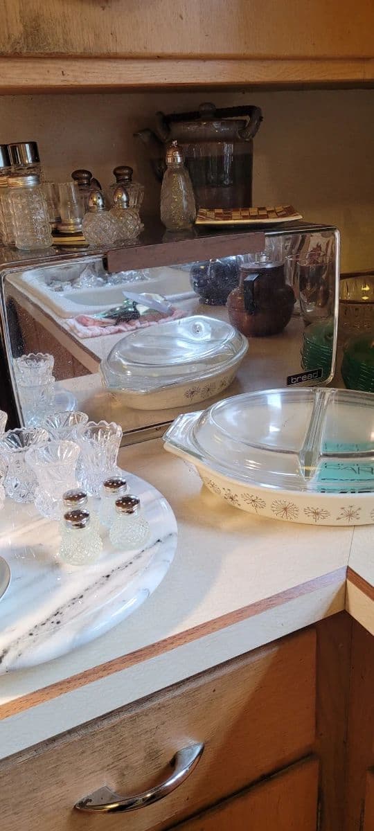 SAINT ANTHONY VILLAGE ESTATE SALE photo 10