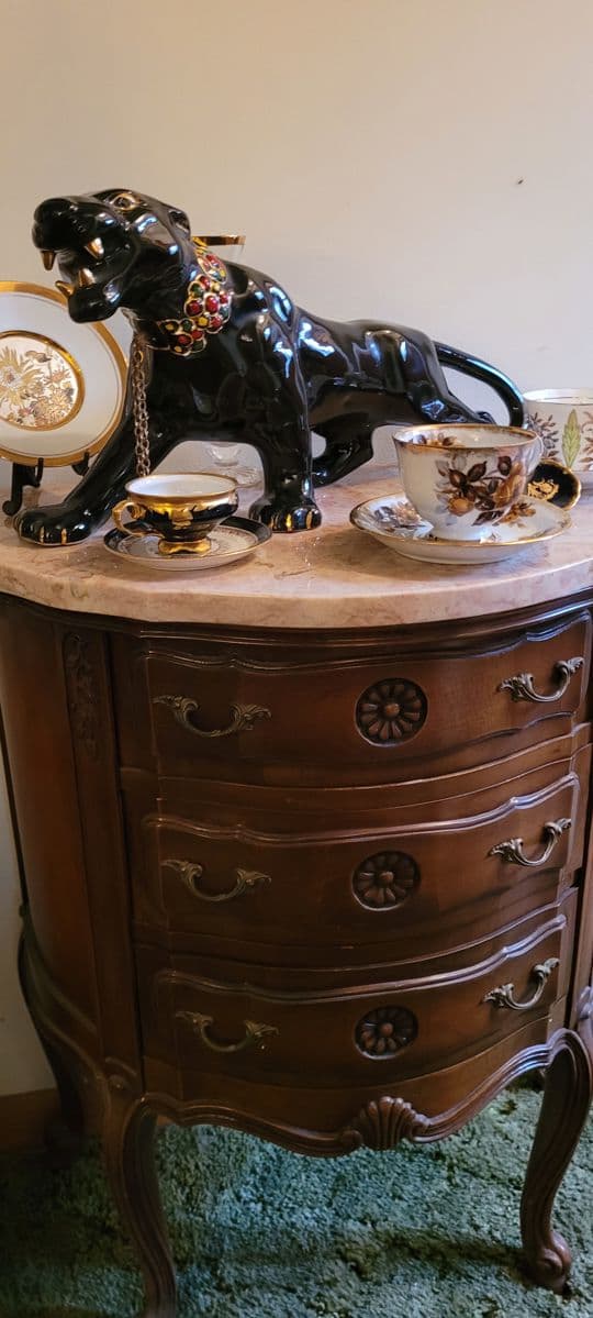 SAINT ANTHONY VILLAGE ESTATE SALE photo 2