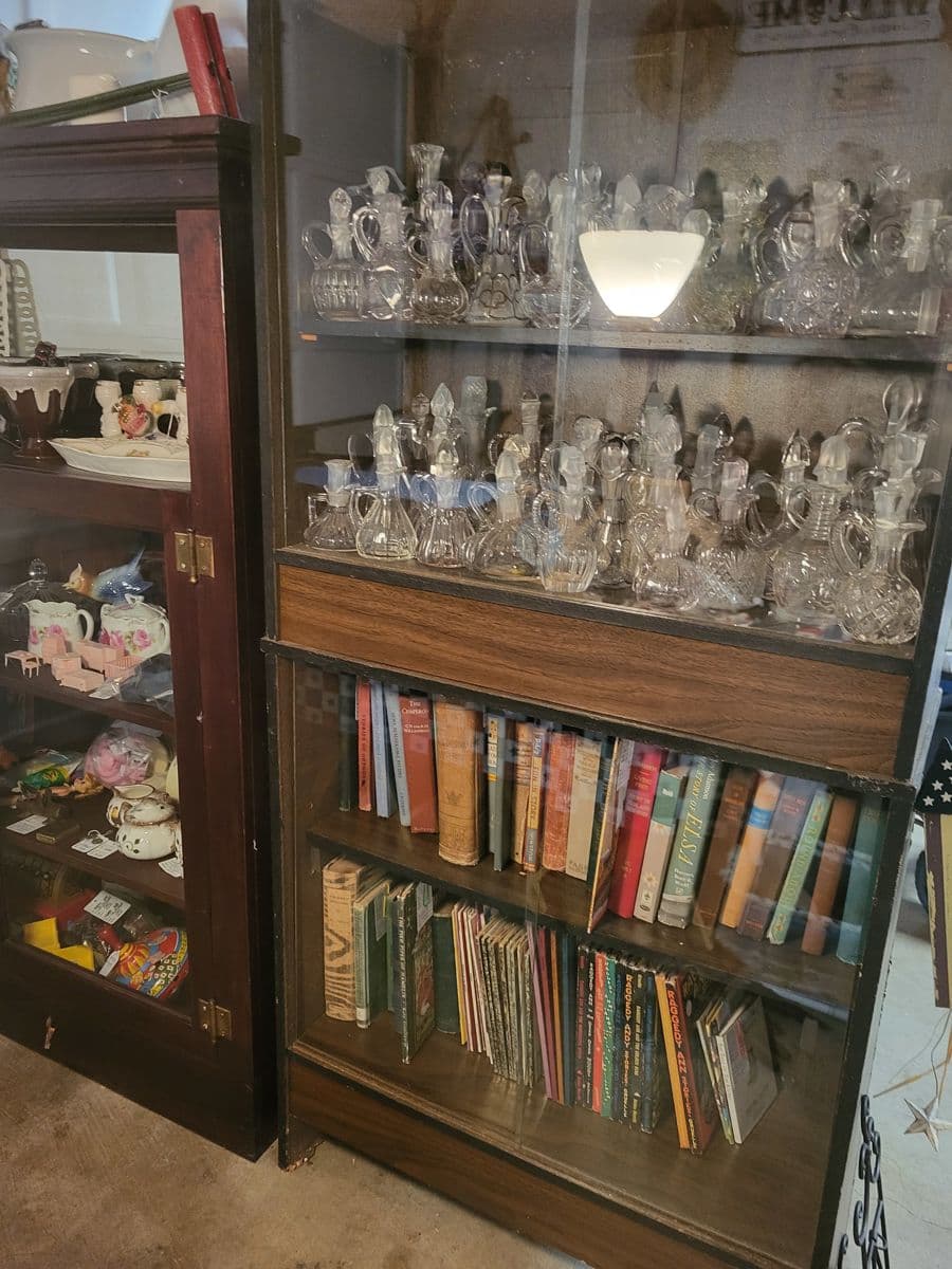 Griffiths estate sale photo 3